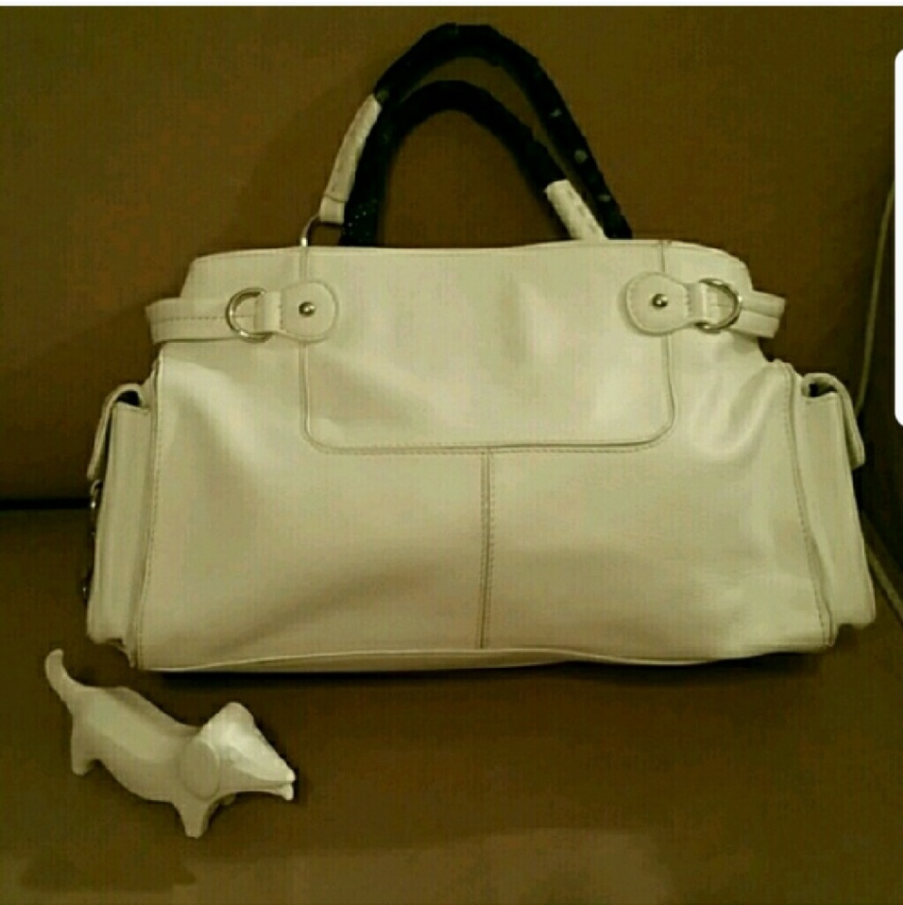 Antonio Melani Leather Purse